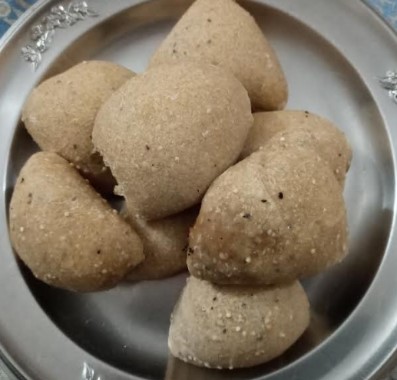 esfiha-com-massa-integral-de-levain-e-sementes-