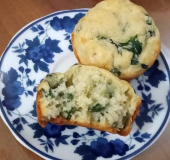 Bolinho de Espinafre Assado Muffim de Espinafre com Queijo Gorgonzola