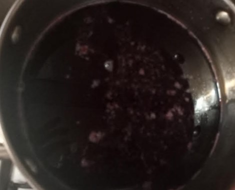 sagu-de-vinho-soltinho-servido-com-creme-de-coco-