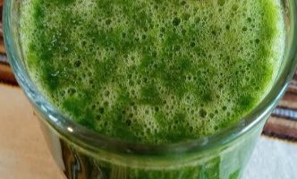 Suco Verde com Couve, Ora Pro Nóbis e Pera Suco Nutritivo e Funcional