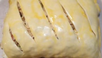 Torta de Frango com Massa de Pastel Receita Torta Rápida Fácil de Fazer