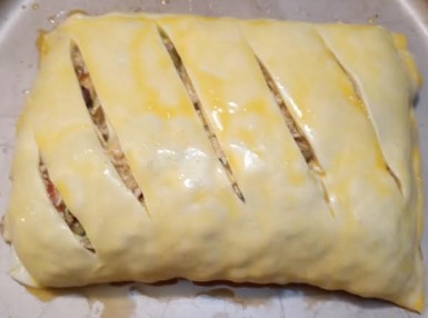 torta-de-frango-com-massa-de-pastel-receita-