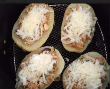 Batata Recheada na Airfrayer com Frango Desfiado e Queijos – Receita