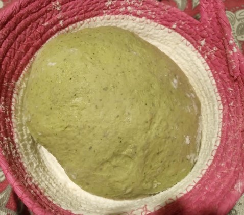pão-verde-de-ora-pro-nobis-como-fazer
