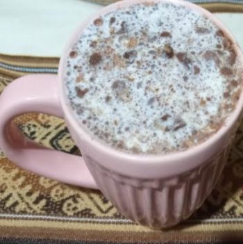 Mingau de Aveia nutritivo com Leite em Pó, Coco, Canela e Castanhas