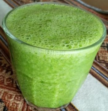 Suco Verde de Ora pro nobis, Couve, Hortelã e Banana – Como Fazer 