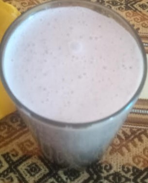 suco-de-inhame-e-mirtilo-iogurte-de-kefir