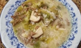Sopa de Arroz com Shitake e Carne de Soja – Receita de Sopa Nutritiva