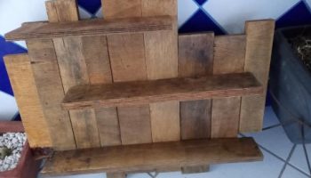 Suporte de Plantas com Pedaços de Madeira Tiras de Compensado Naval