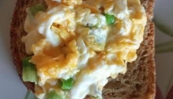 Ovo Mexido com Alho Poró – Café da Manhã Saudável e Nutritivo