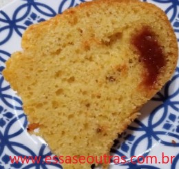bolo-de-fubá-fofinho-de-liquidificador-