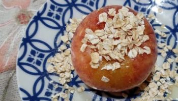 Maçã Quente com Mel e Aveia – Como Fazer Sobremesa Rápida de Maçã