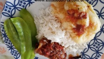 Polenta com Molho de Frango – Receita Caseira de Polenta com Frango