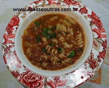 Sopa de Lentilha, Legumes e Mostarda – Como Fazer Sopa Nutritiva
