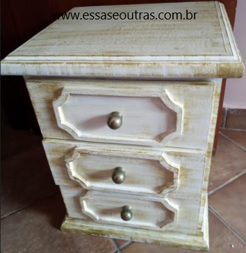 como-fazer-pátina-dourada-riscada-