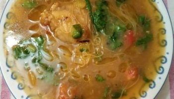 Sopa de mandioquinha com frango – Sopa Cremosa com Sobrecoxa