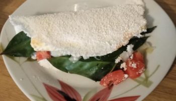 Tapioca com Ora Pro Nóbis, Queijo, Tomate Receita Rápida e Boa