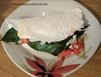 Tapioca com Ora Pro Nóbis, Queijo, Tomate Receita Rápida e Boa
