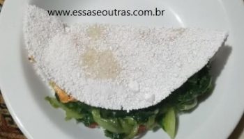 Tapioca com Queijo, Escarola e Mortadela – Lanche Rápido Nutritivo