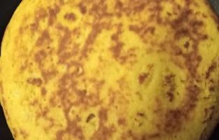Pão com Farinha de Amêndoas e Iogurte na Frigideira – Receita