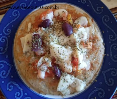 pizza-de-frigideira-com-massa-de-inhame-receita-