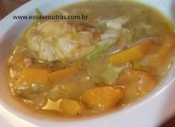 Sopa de Fubá com Frango, Acelga e Abóbora – Receita