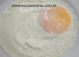 Receitas de Ovos no Micro-ondas sem Erro – Ovo Mexido e Inteiro