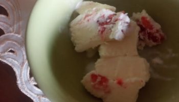 Sorvete Caseiro com Morangos – Receita de Sorvete de Forma