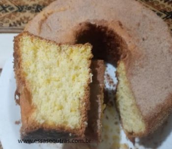 Bolo de Fubá Com 3 Ingredientes – Ovos, Fubá e Açúcar